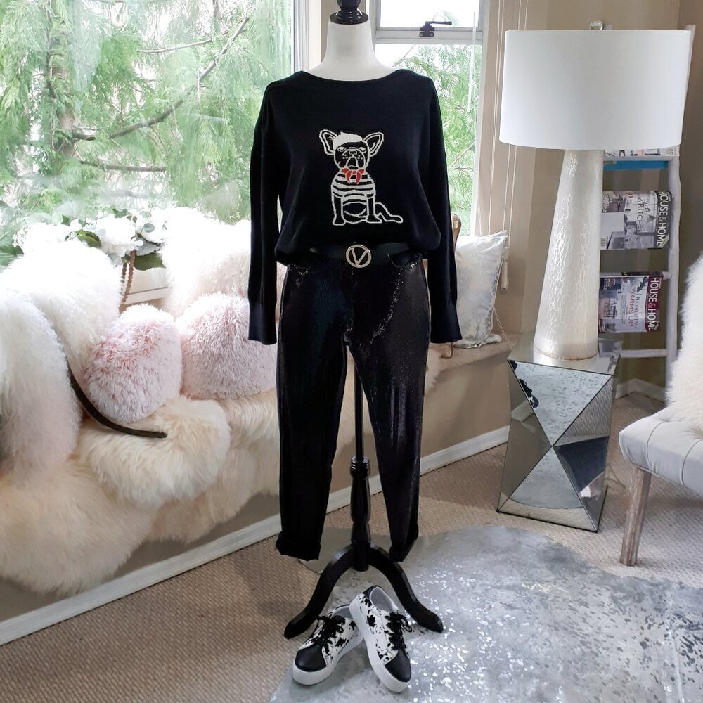 NWT French Connection black “Le Frenchie” crew neck sweater, L